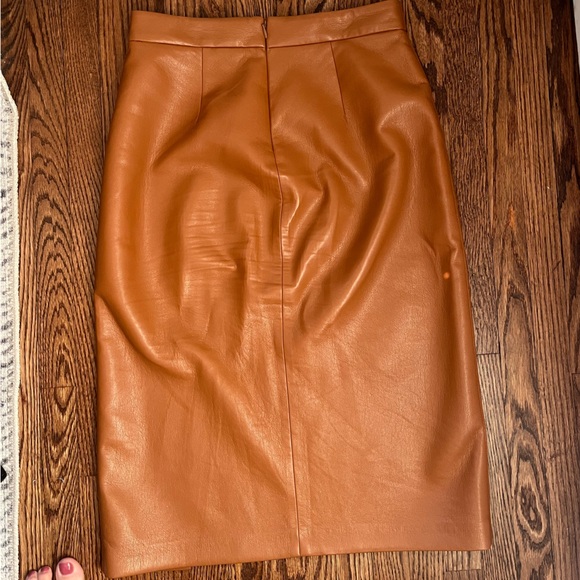 Aritzia Camel Leather Skirt - Picture 2 of 5